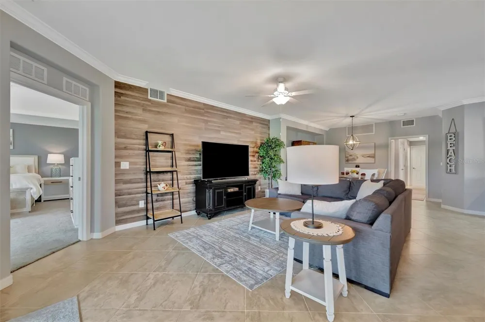947 TIDEWATER SHORES LOOP Bradenton, FL 34208