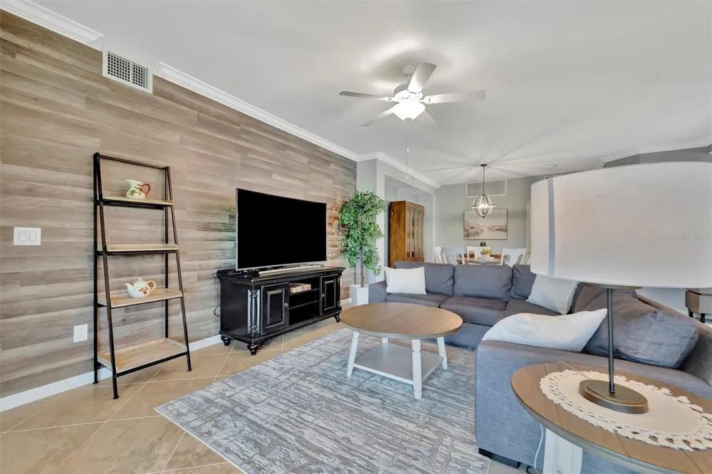 947 TIDEWATER SHORES LOOP Bradenton, FL 34208