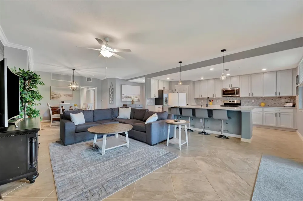 947 TIDEWATER SHORES LOOP Bradenton, FL 34208