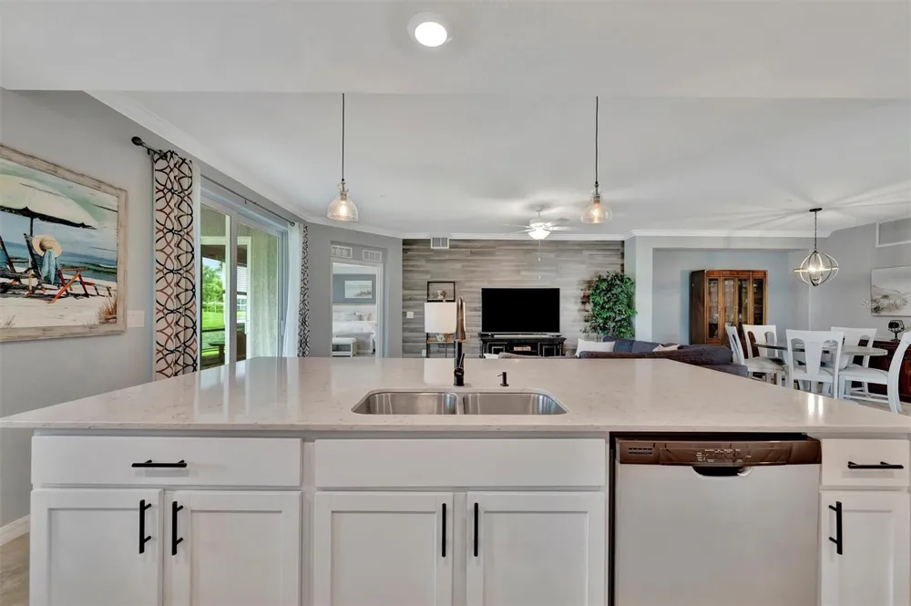 947 TIDEWATER SHORES LOOP Bradenton, FL 34208