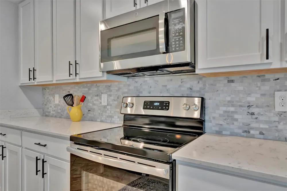 947 TIDEWATER SHORES LOOP Bradenton, FL 34208