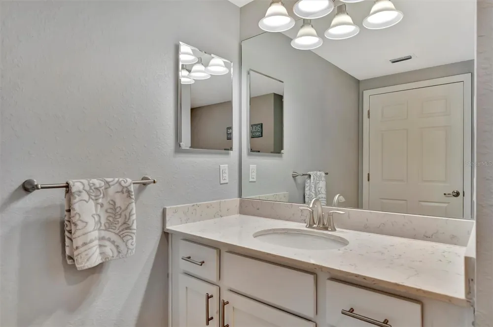 947 TIDEWATER SHORES LOOP Bradenton, FL 34208