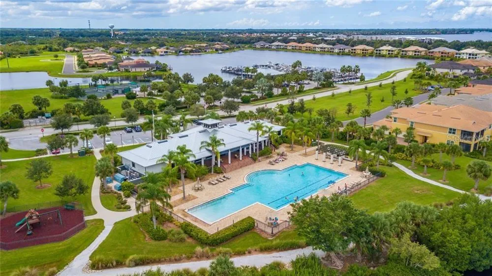 947 TIDEWATER SHORES LOOP Bradenton, FL 34208