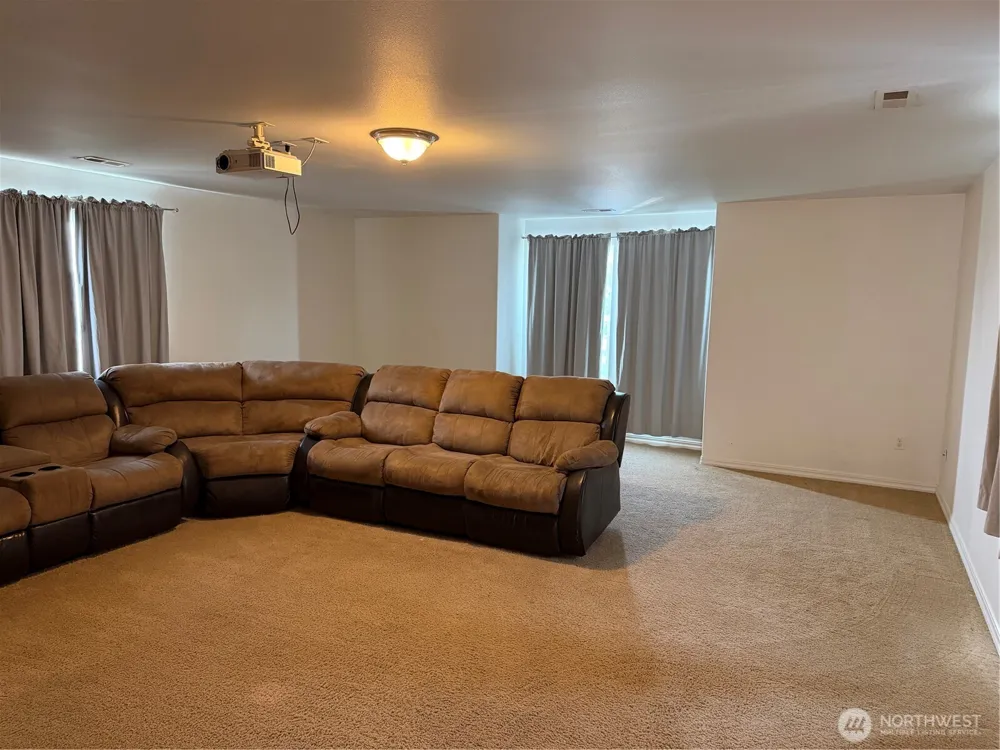 501 Mississippi Drive Moses Lake, WA 98837