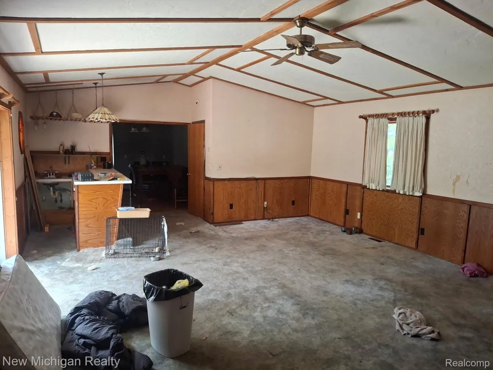 2433 Willow Street Deckerville Village, MI 48427