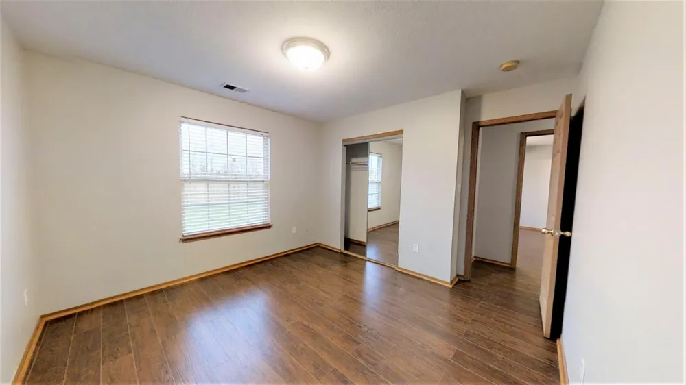 1945 W 86th Lane Merrillville, IN 46410