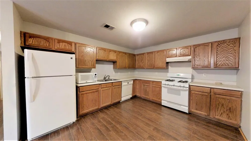 1945 W 86th Lane Merrillville, IN 46410