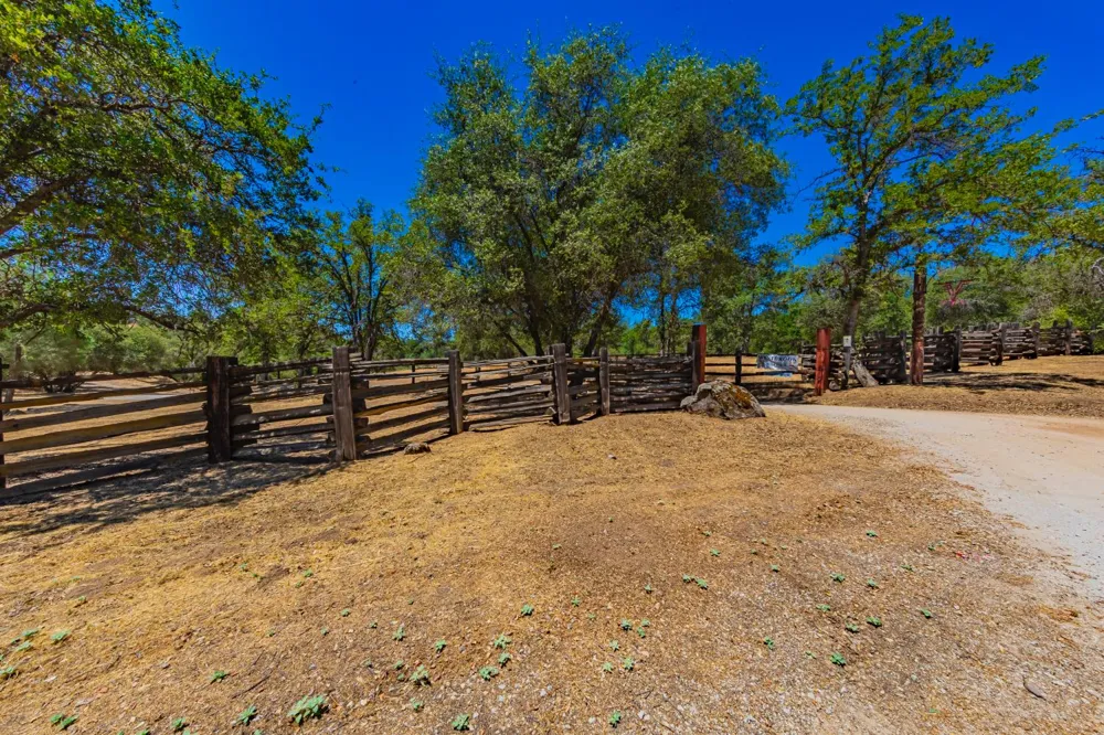 49610 House Ranch Road O Neals, CA 93645