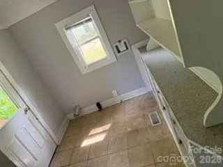 826 W Davidson Avenue Gastonia, NC 28052