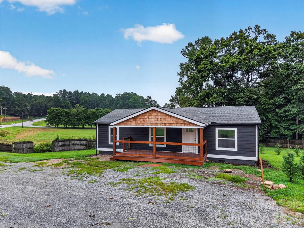 74 TJ TRAIL Hendersonville, NC 28792