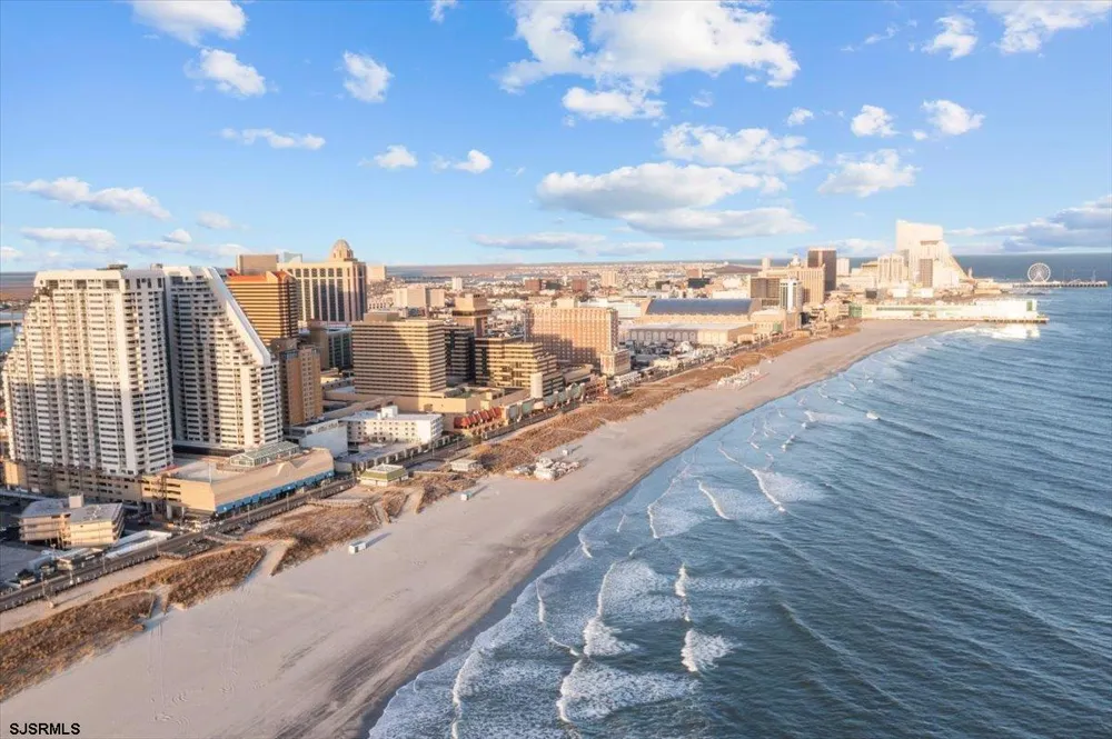 45 S Laclede Pl Atlantic City, NJ 08401