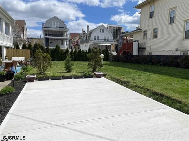 45 S Laclede Pl Atlantic City, NJ 08401