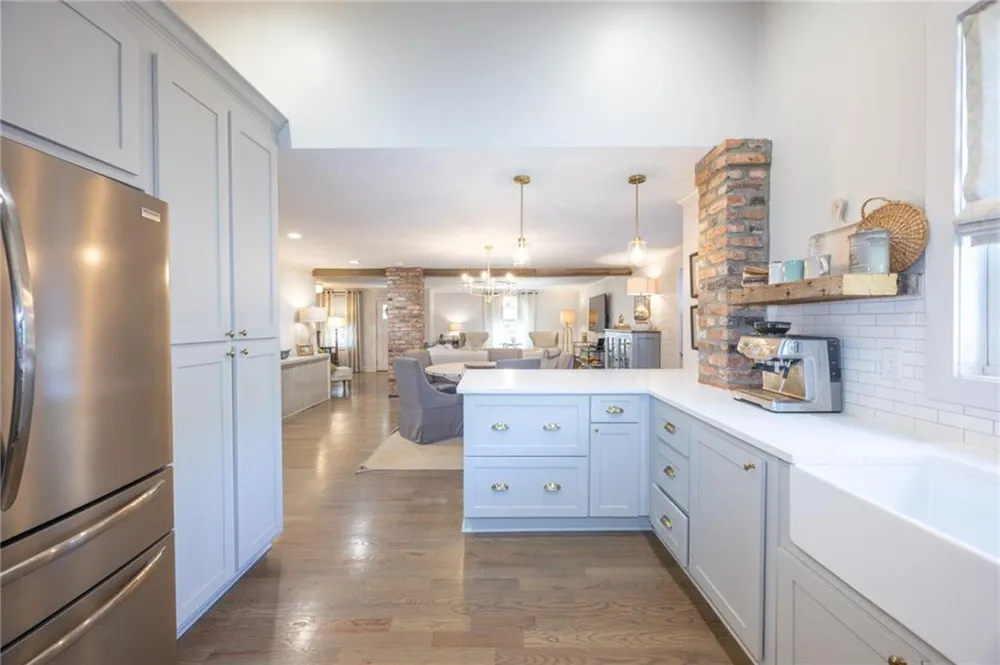 1585 MERCER College Park, GA 30337