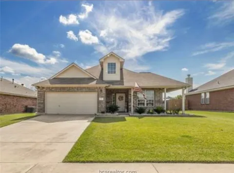 215 Boulder Drive