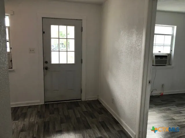 702 San Antonio Avenue #3 Seguin, TX 78155