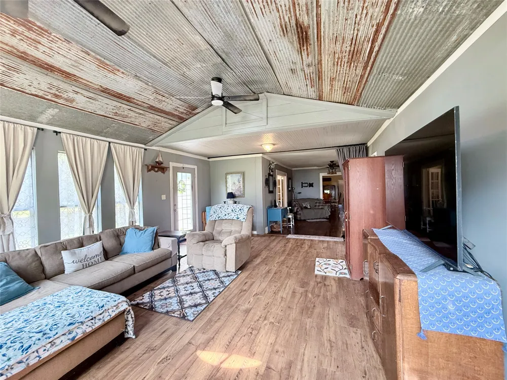 2215 S 24th W Muskogee, OK 74401