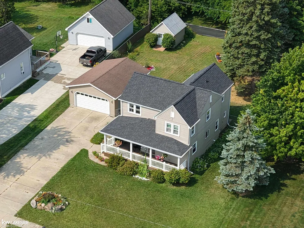 8501 Lake Street Port Austin Village, MI 48467