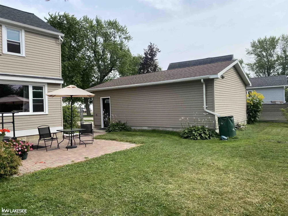 8501 Lake Street Port Austin Village, MI 48467