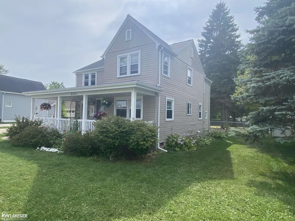 8501 Lake Street Port Austin Village, MI 48467