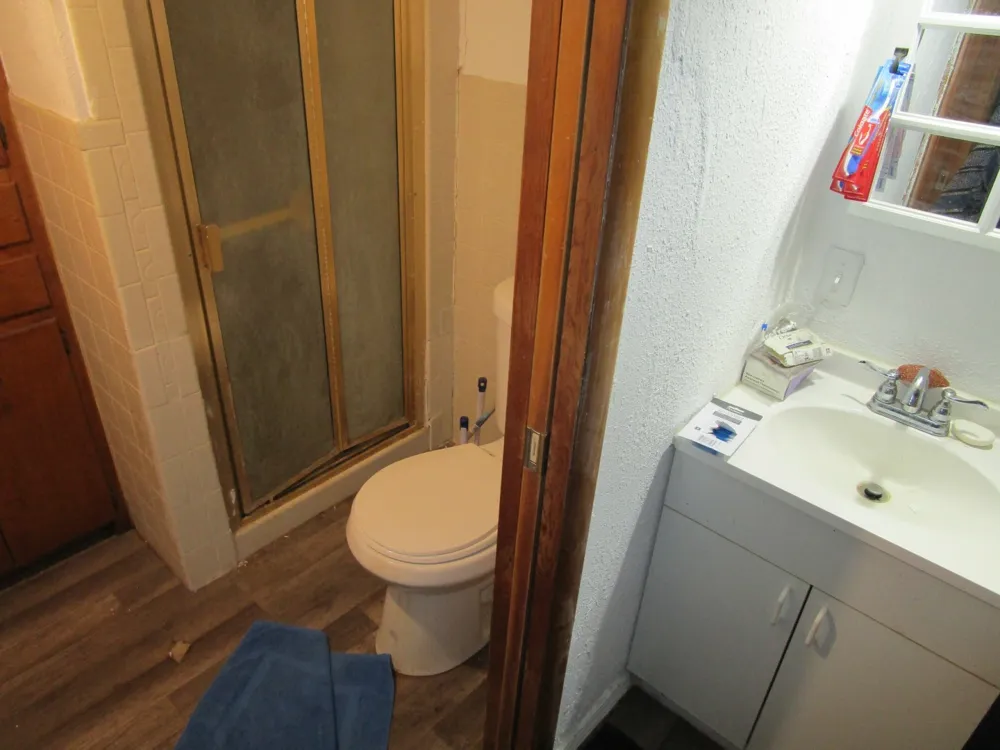 109 E 14th Street Quanah, TX 79252