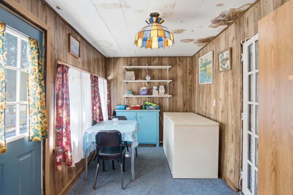 217 Muencher Street Howard City, MI 49329