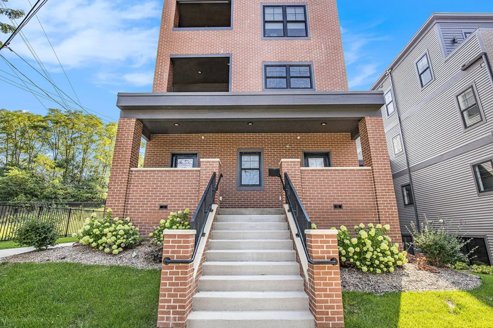 826 Fairview Avenue NE Grand Rapids City, MI 49503