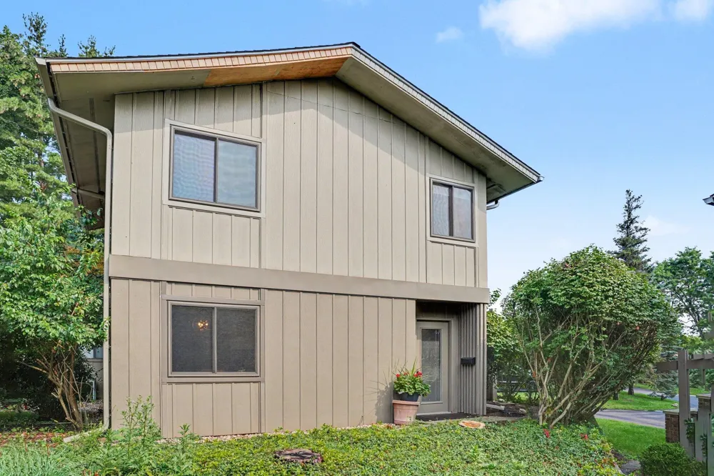 3814 Greenleaf Circle Kalamazoo City, MI 49008