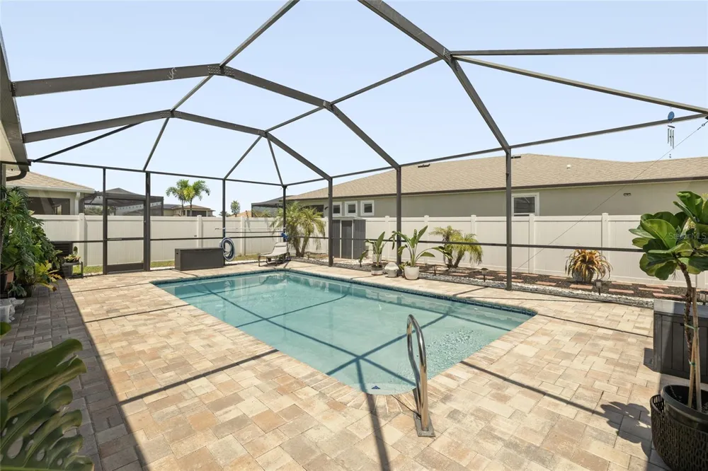 13301 WATERLEAF GARDEN CIRCLE Riverview, FL 33579