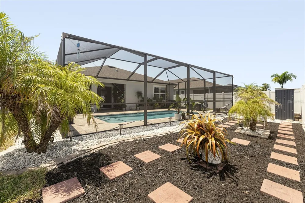 13301 WATERLEAF GARDEN CIRCLE Riverview, FL 33579