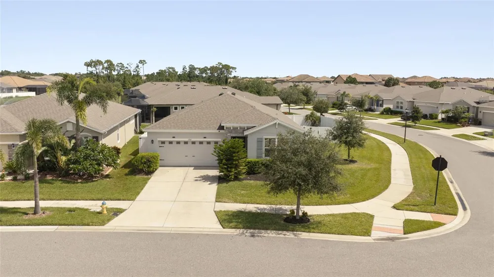 13301 WATERLEAF GARDEN CIRCLE Riverview, FL 33579