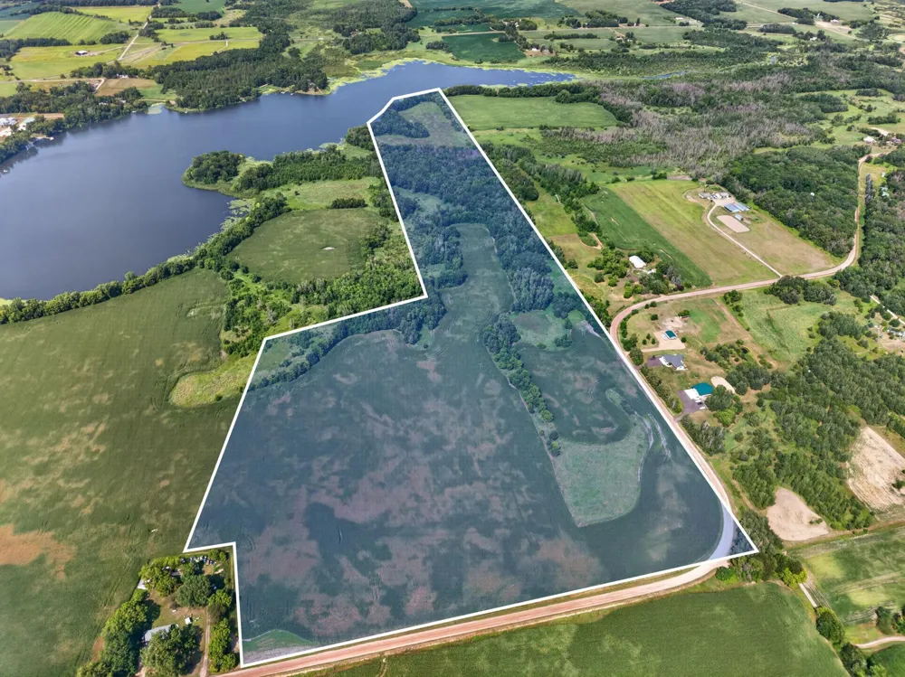 7xxx 373rd Avenue NW Dalbo, MN 55017