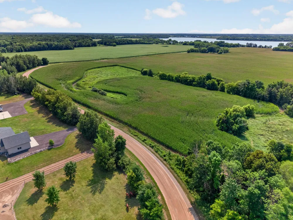 7xxx 373rd Avenue NW Dalbo, MN 55017