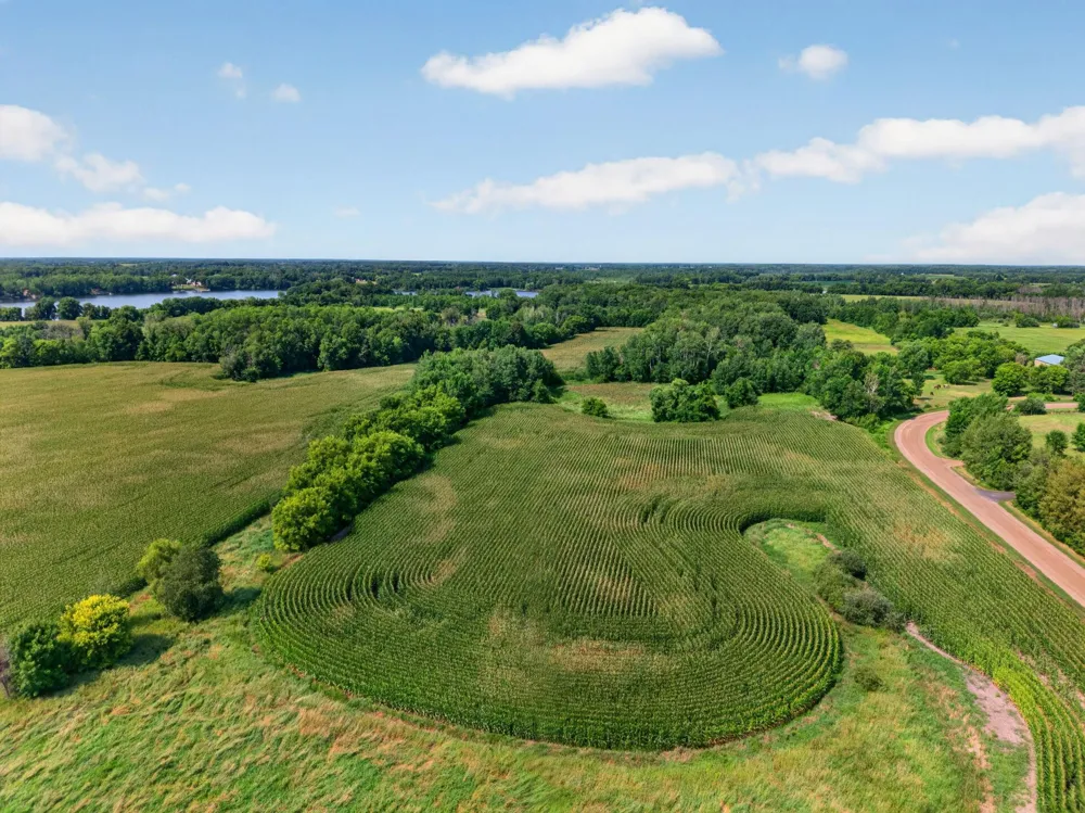 7xxx 373rd Avenue NW Dalbo, MN 55017