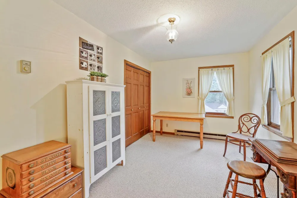 9905 Brent Avenue Inver Grove Heights, MN 55077