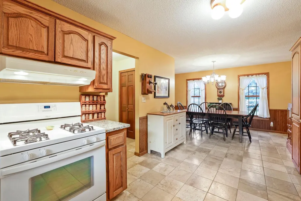 9905 Brent Avenue Inver Grove Heights, MN 55077