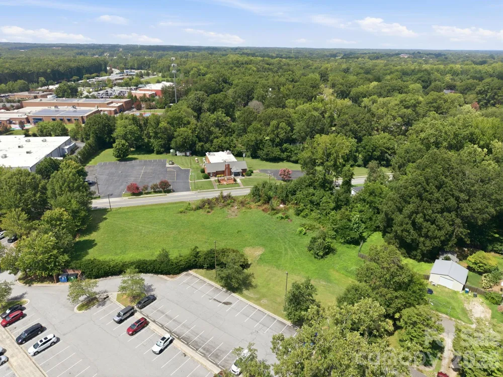 1027 Lincolnton Road Salisbury, NC 28144