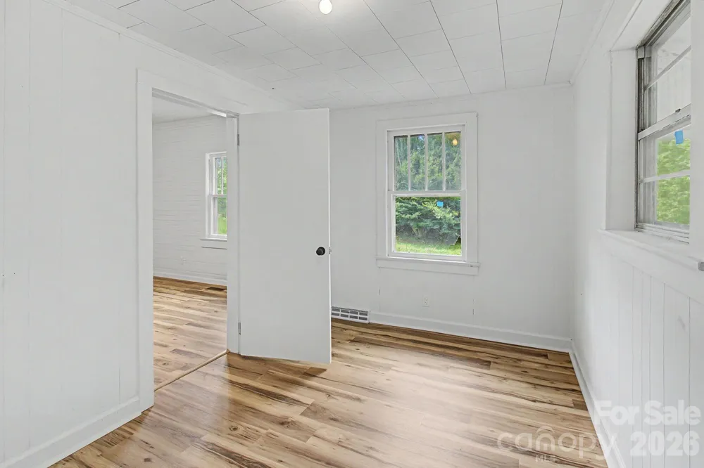 47 Stone Cottage Road Mars Hill, NC 28754