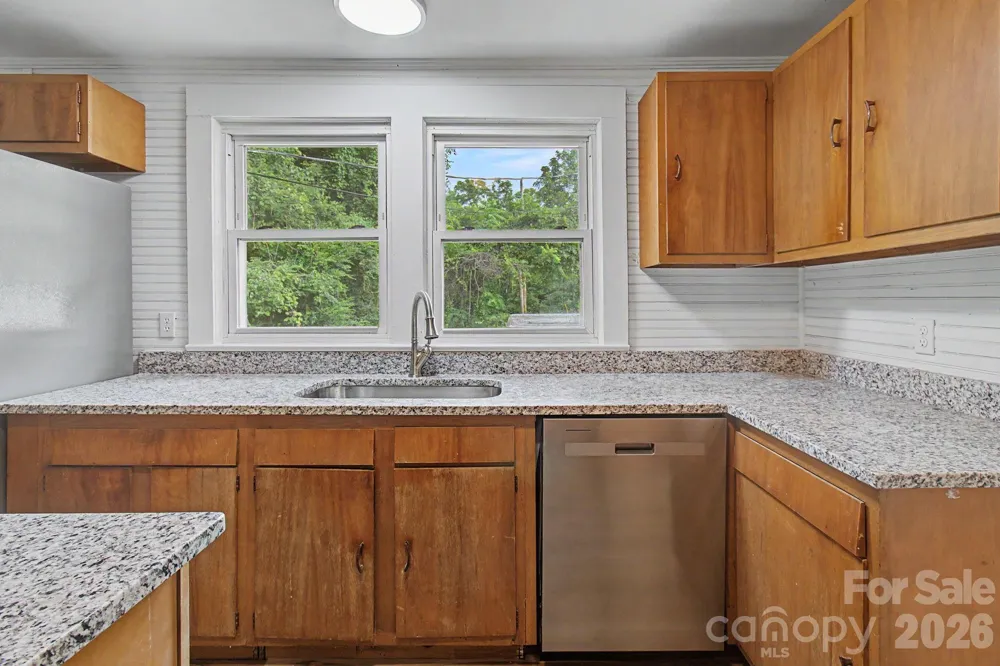 47 Stone Cottage Road Mars Hill, NC 28754
