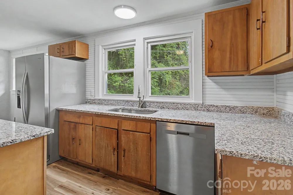 47 Stone Cottage Road Mars Hill, NC 28754