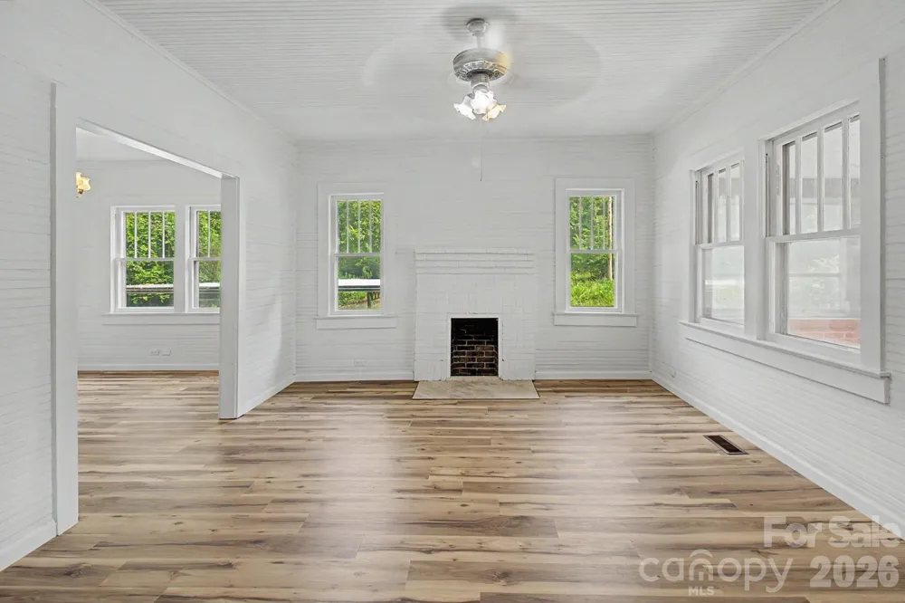 47 Stone Cottage Road Mars Hill, NC 28754