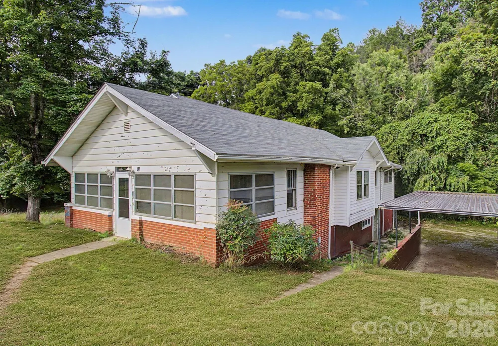 47 Stone Cottage Road Mars Hill, NC 28754