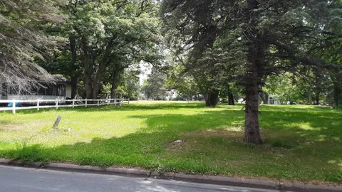 33x 4th Avenue NW