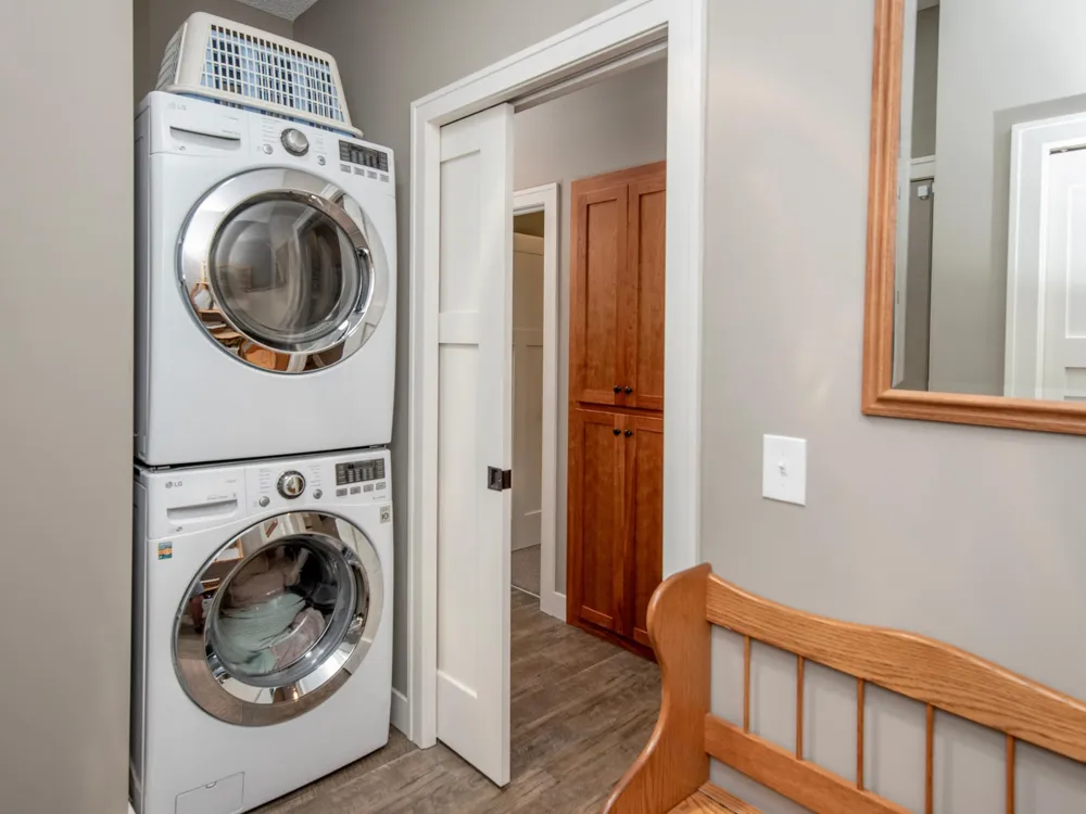 2365 Skillman Avenue E North Saint Paul, MN 55109