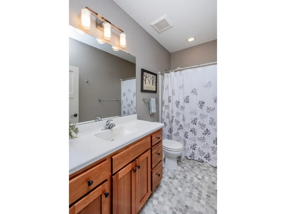 2365 Skillman Avenue E North Saint Paul, MN 55109