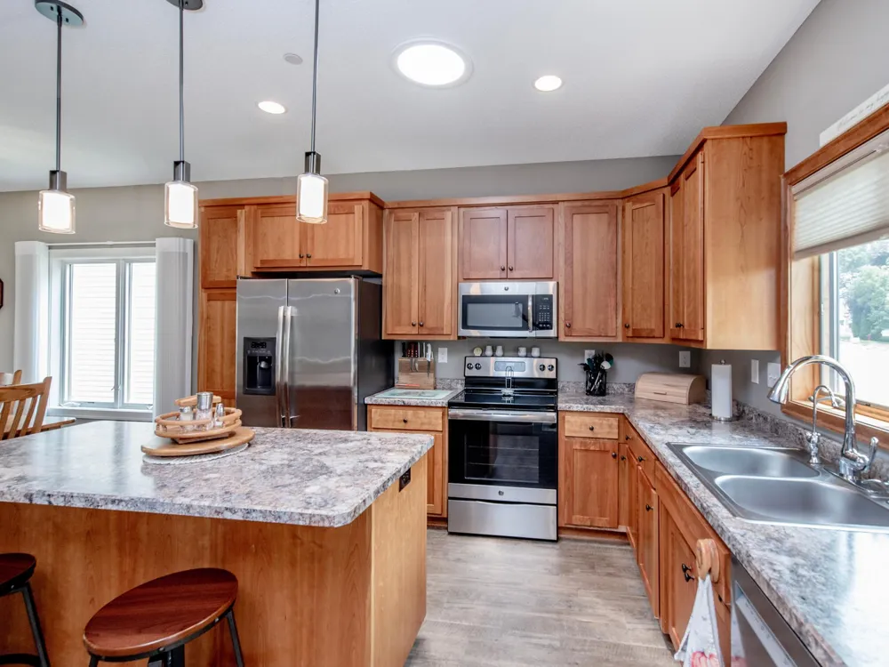 2365 Skillman Avenue E North Saint Paul, MN 55109