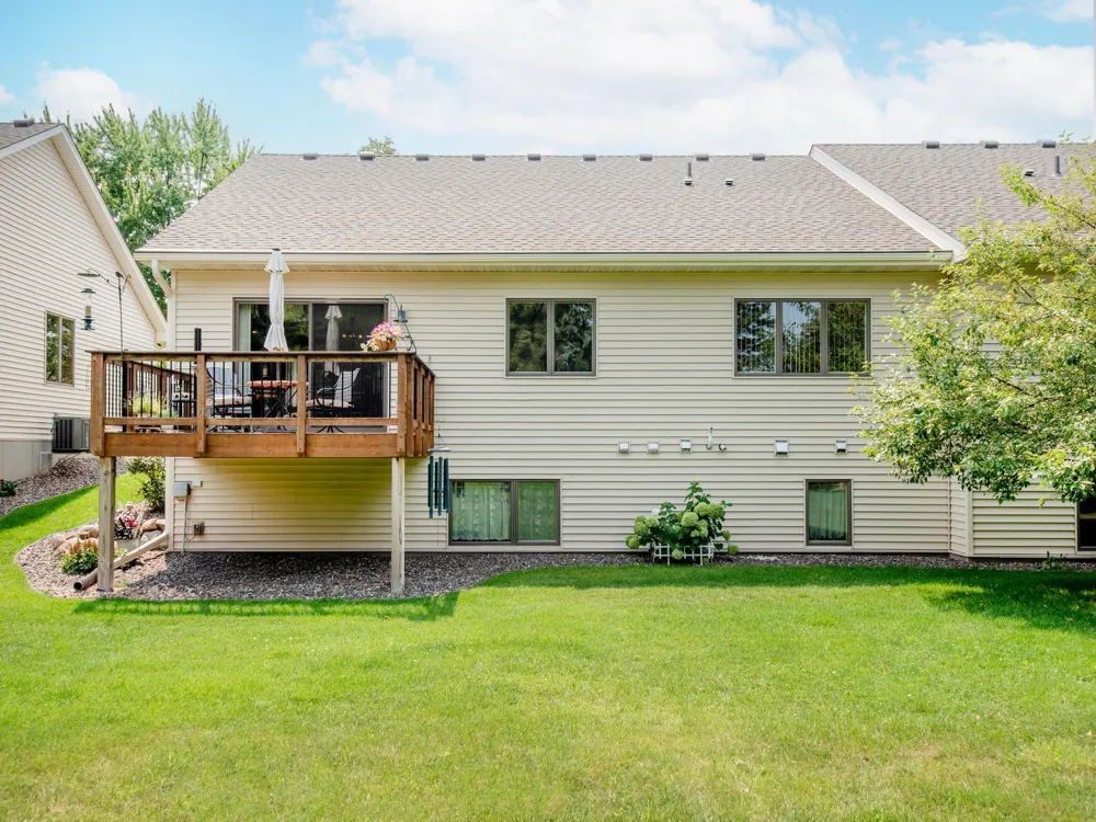 2365 Skillman Avenue E North Saint Paul, MN 55109