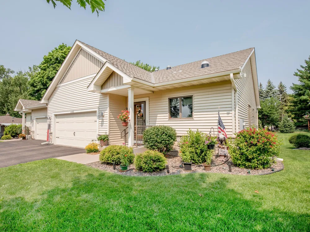 2365 Skillman Avenue E North Saint Paul, MN 55109