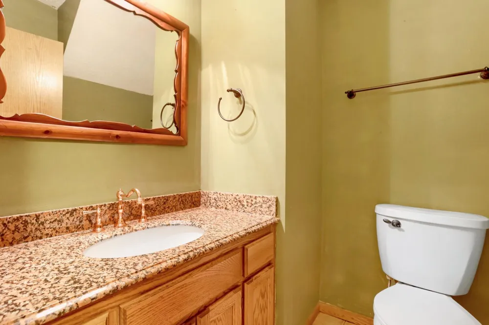 1896 Beebe Road Maplewood, MN 55109
