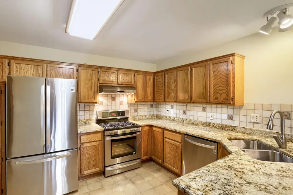1896 Beebe Road Maplewood, MN 55109