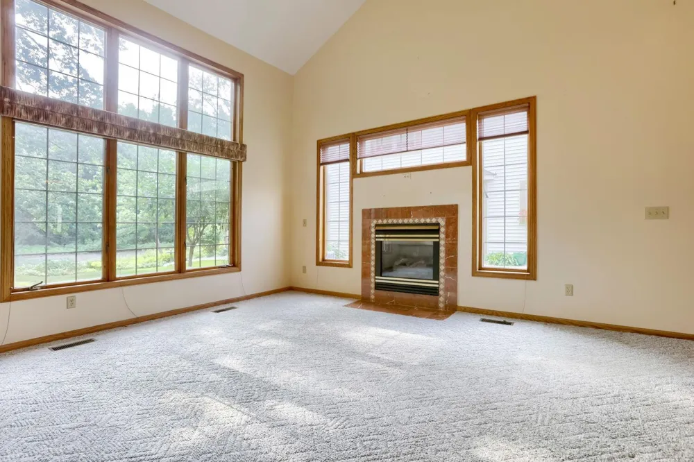 1896 Beebe Road Maplewood, MN 55109